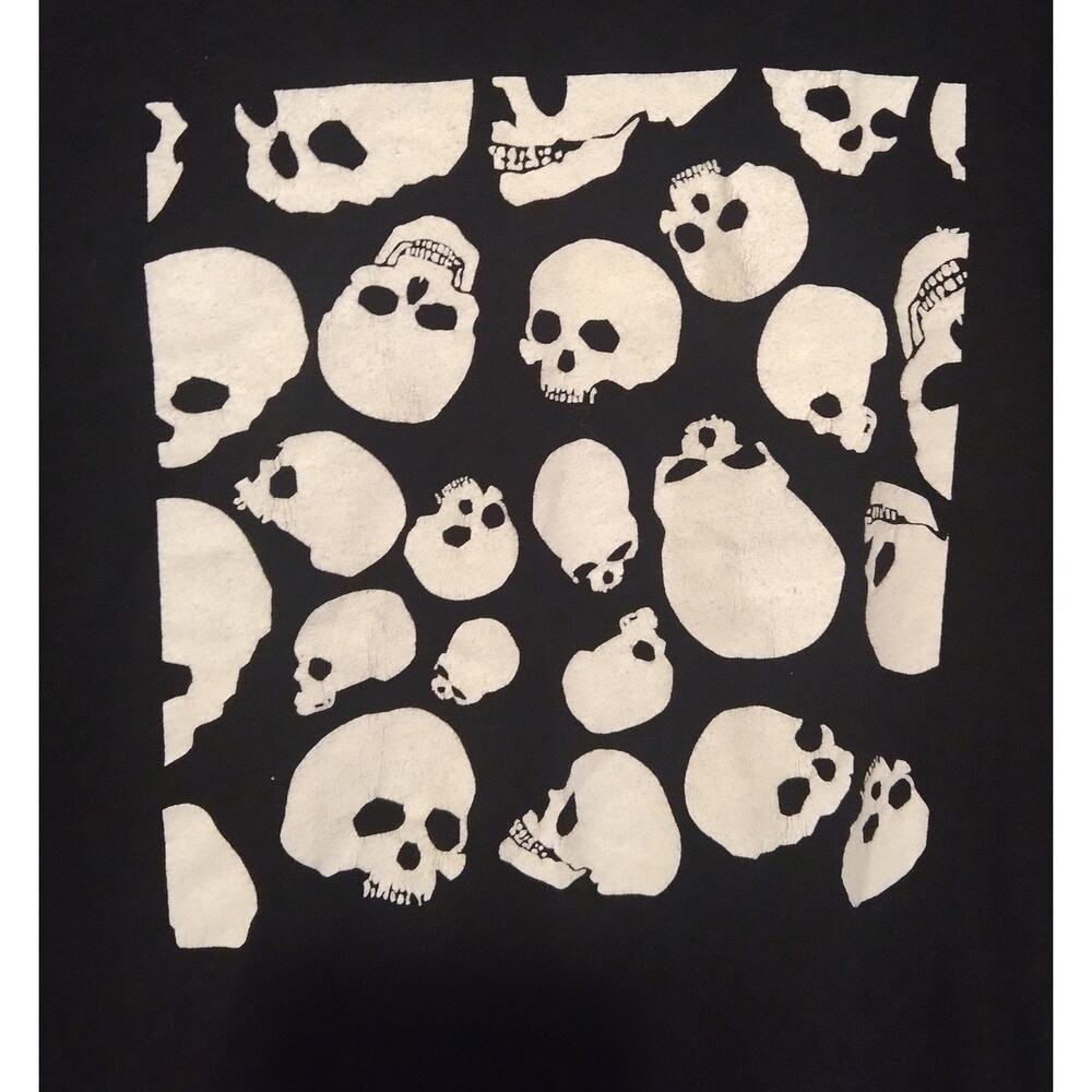 YAS Skeleton Tee - Picture 2 of 4